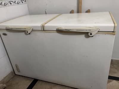 Large size freezer in a good condition