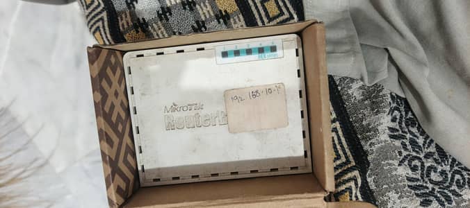 Mikrotik Router Rb750 Gr3