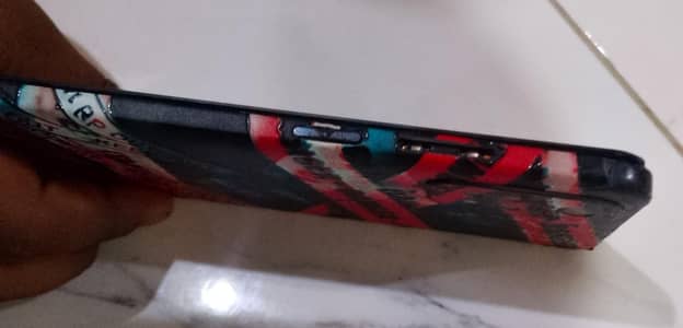 redme not 11 8/128 condition 10/6  argent for sale