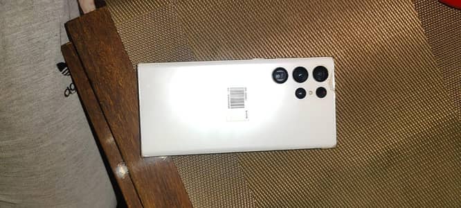 samsung galaxy s22 ultra . 12/512