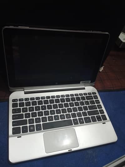 Laptop for sale (screen detachable)