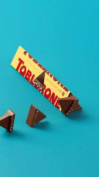 Swiss Premium Chocolate Toblerone 750 g Bar
