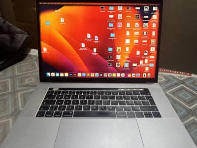 Macbook Pro 15 Inch 2017
