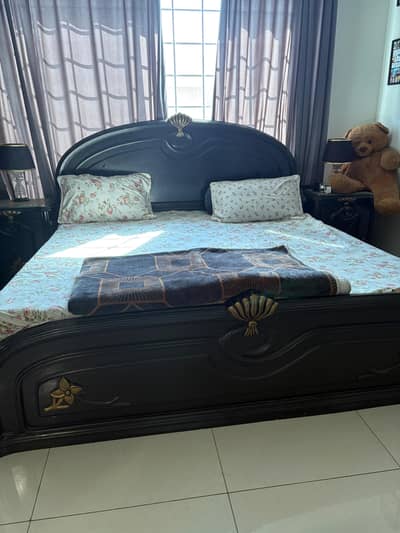 Wooden bed with dressing Table set bed