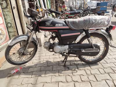 2014 model genuine bike ha just buy and drive