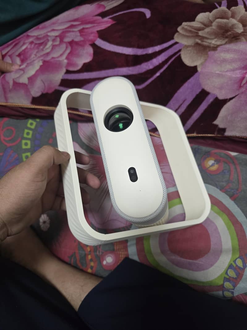 Smart Android Projector 2