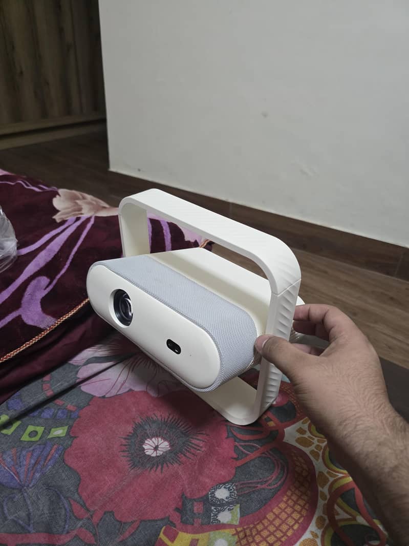 Smart Android Projector 3