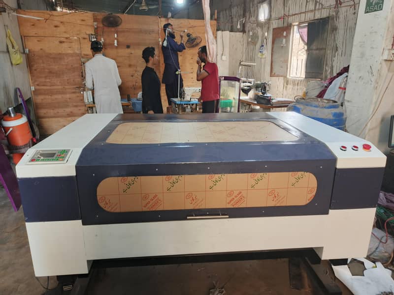 laser cutting machine 3