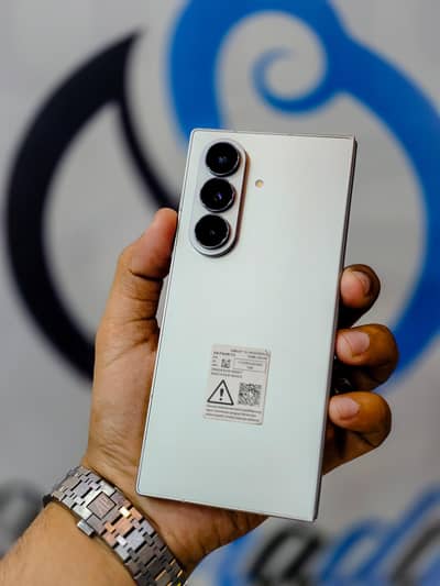 Samsung Z Fold 7 12GB | 256GB Dual Sim Non PTA Brand New Complete Box