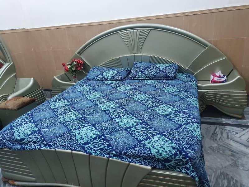 Bed & Dressing Set 1