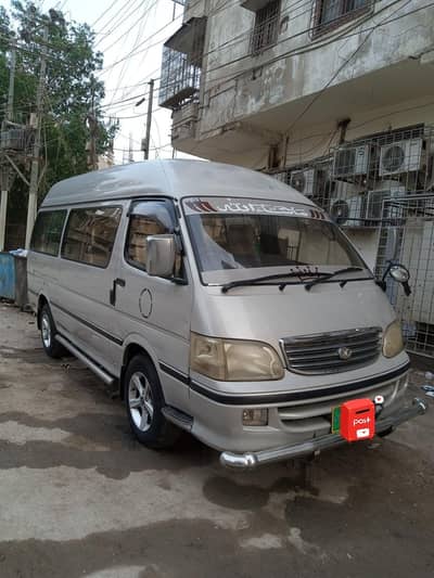 Toyota hiace grand cabin 3L 2800 jenuine condition 0302/1020/730