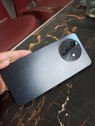 8+8=16/256gb itel s24 Sirf box open 4 month warranty 108 mp camera