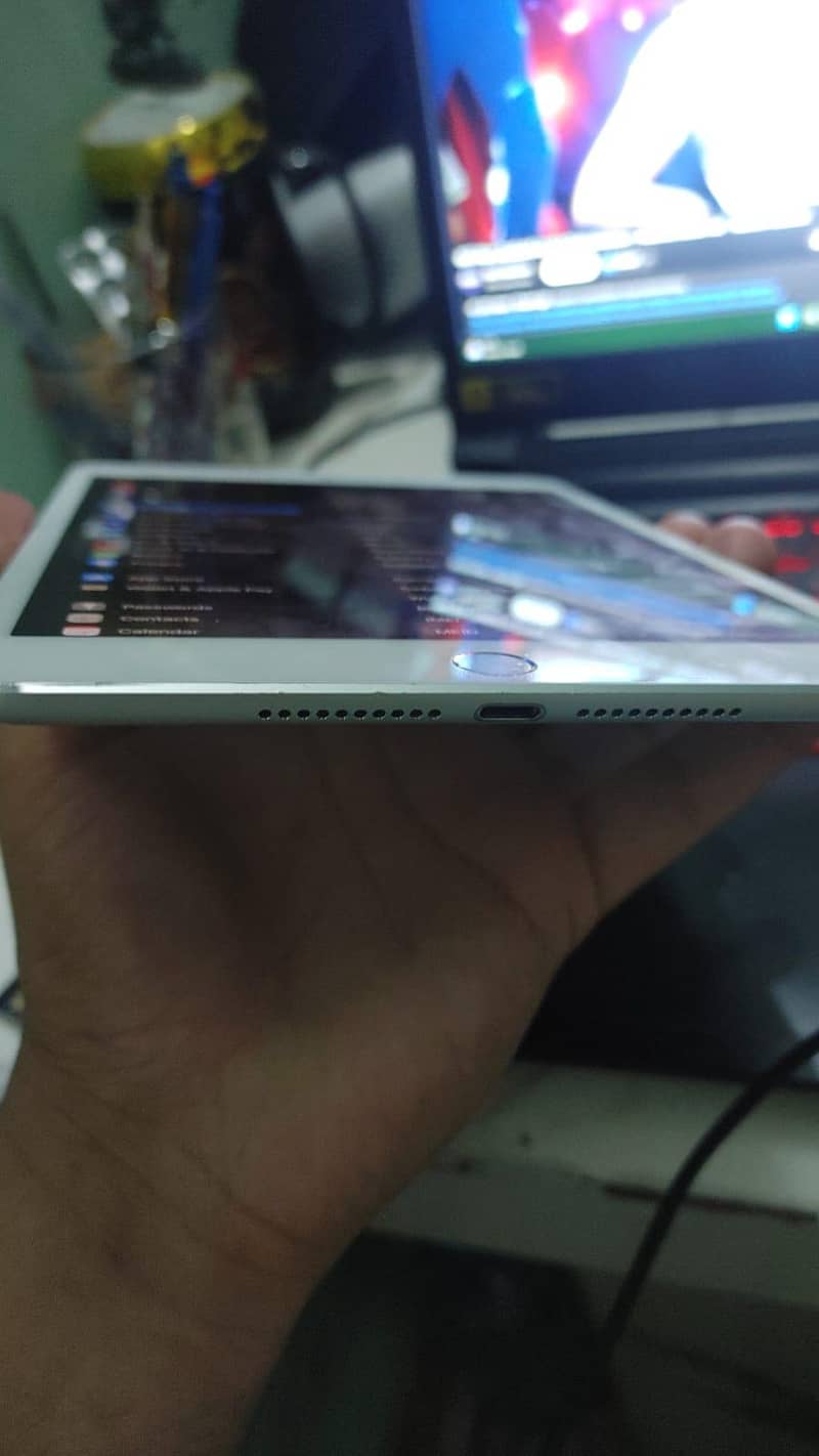 IPad Mini 4 0
