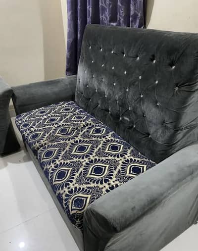 Sofa Set 7 seater for urgent sale