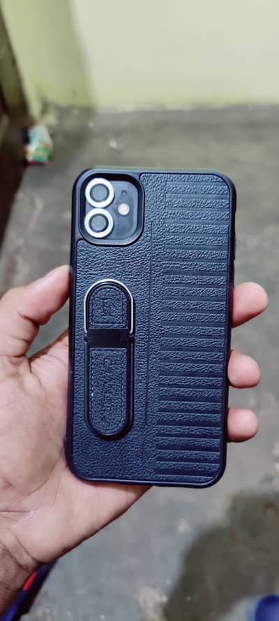 iPhones 11 nonpta jV   64gb exchange possible