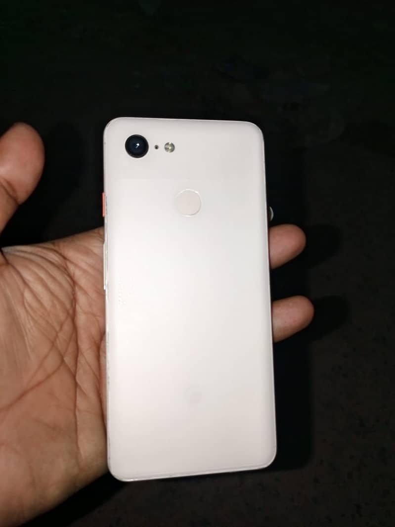 Google Pixel 3 8