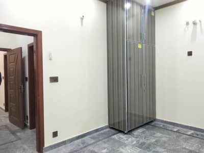 2 bed flats available for rent pak Arab society