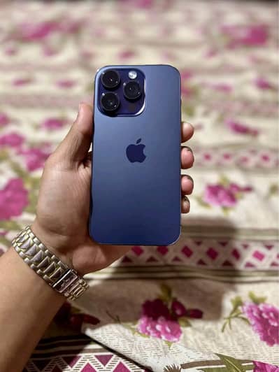 apple i phone 14 pro max PTA 256GB What's 03227586498