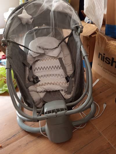 4 IN 1 Mastela Deluxe Multi-Functional Bassinets electric