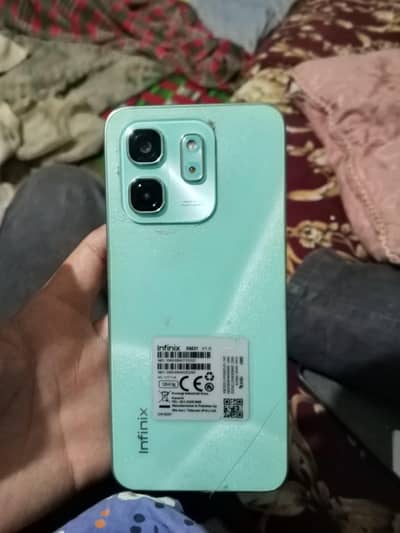 mazeed gunjaish ho jaya gyi. . . . .