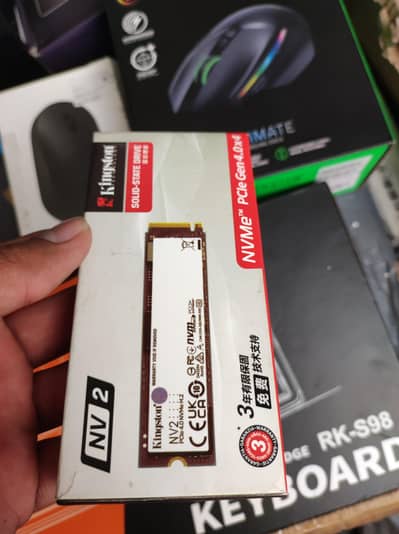 Kingston NV2 PCIe 4.0 NVMe M. 2 SSD