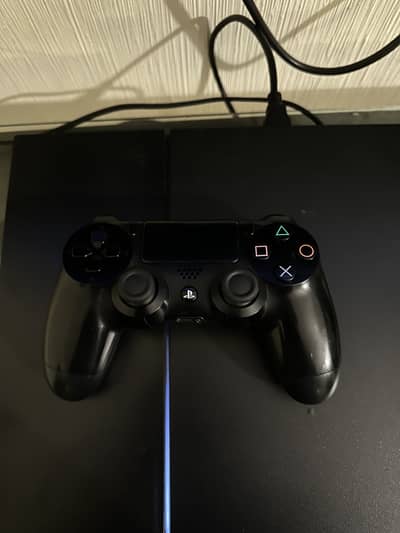 PS4 IN GOOD CONDITION 
