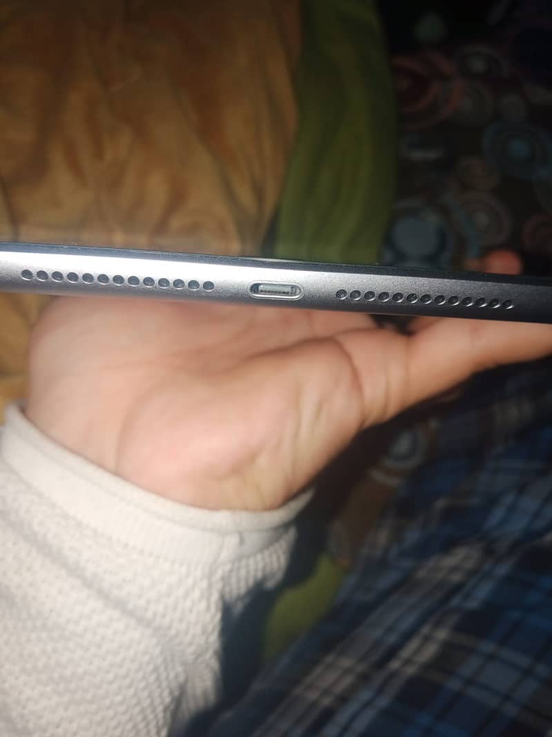 iPad 6th generation 3