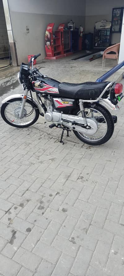 new condition 2024 model Honda 125