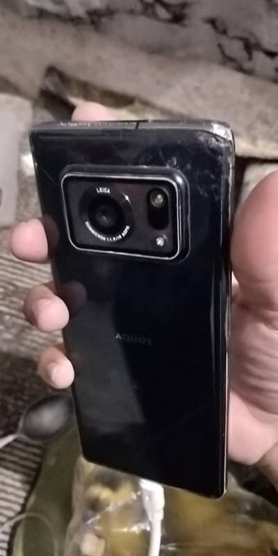 Aquos r6 non pta 12/128 pubg king