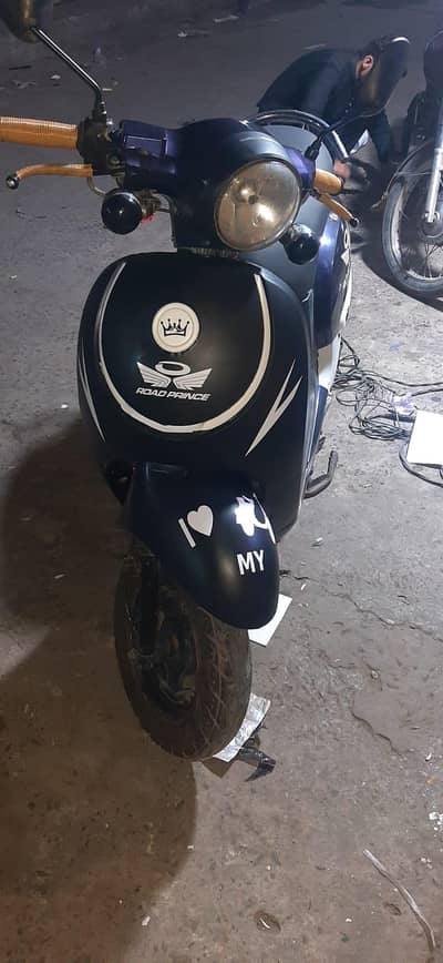 Road Prince Scooty 100cc fuel
