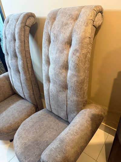 DRAWING ROOM CHAIR GUD CONDITION 03261271600