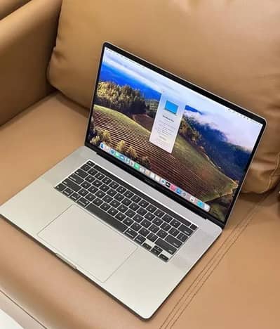 MacBook pro 2019(16inch) i9/32/512
