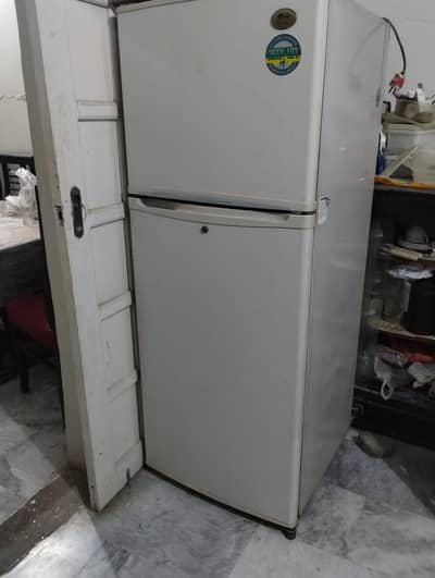 LG FRIDGE  no froset