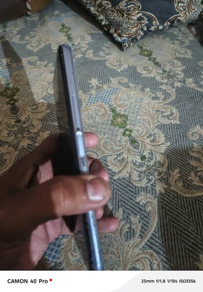 vivo v 20 box   charger nhai mile ga  ok set ha gar k us me ha