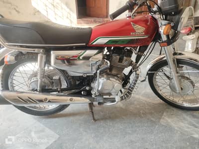 honda 125 (2022-23) red colour used 10 by 10 condition