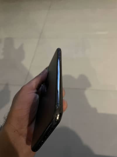 Iphone 11 pro max 256gb PTA approved