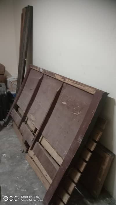 Full size Double bed.