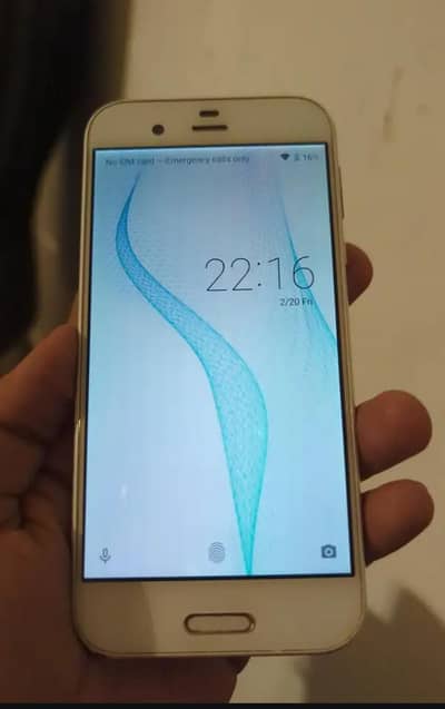 Aquos crystal r1