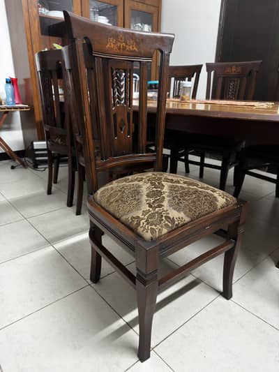Dining table with 8 chairs