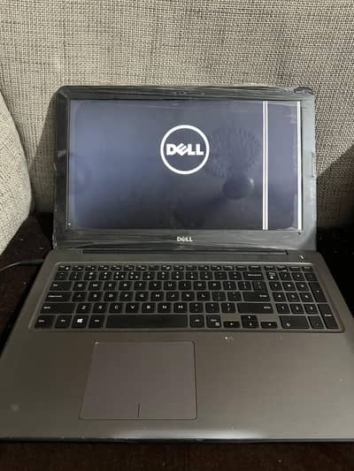 DELL core i7 7th genration 8gb ram 128SSD 4gb grapic card