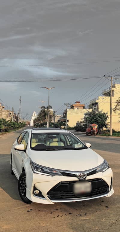 especial edition Corolla Altis 1.6 latest design rims