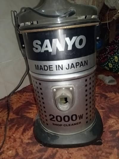 sanyo vacuum cleaner made in Japan 2000w