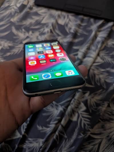 iPhone 6 lush condition 32gb