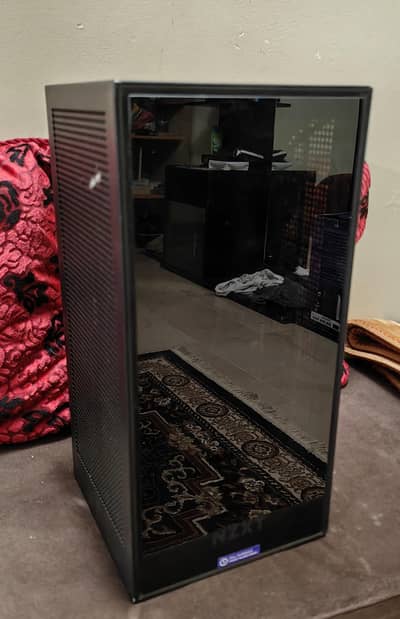 itx Gaming PC: Ryzen 5700x with B550i Aorus wifi, 16gb ram and Nzxt H1