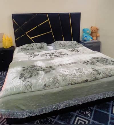 room furniture new bad and rap pack side table and dressing table