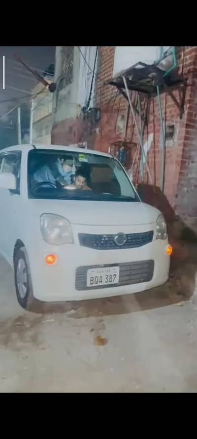 car rental available with driver 03296225940