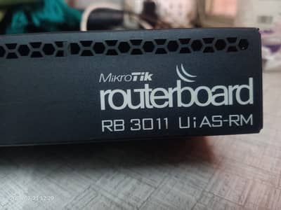 Mikrotik RB 3011