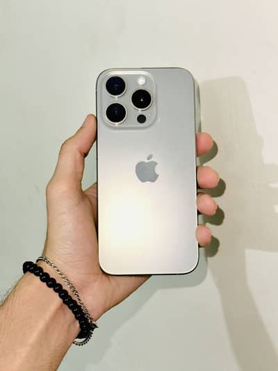 iPhone 15 Pro - 128GB - JV