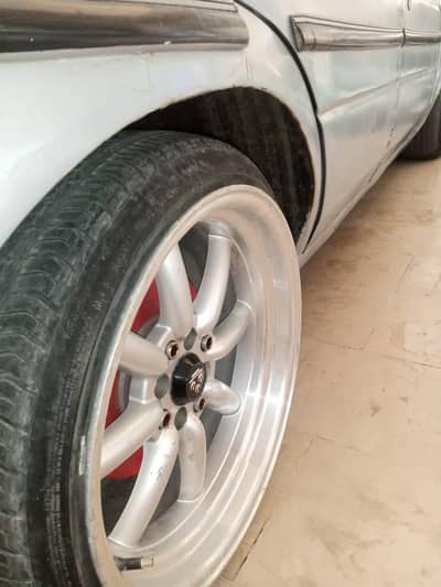 17 Inch Deep Dish Alloy Rims With Low Profile Tires
