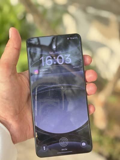 Realme GT6 New Moon Back Edition